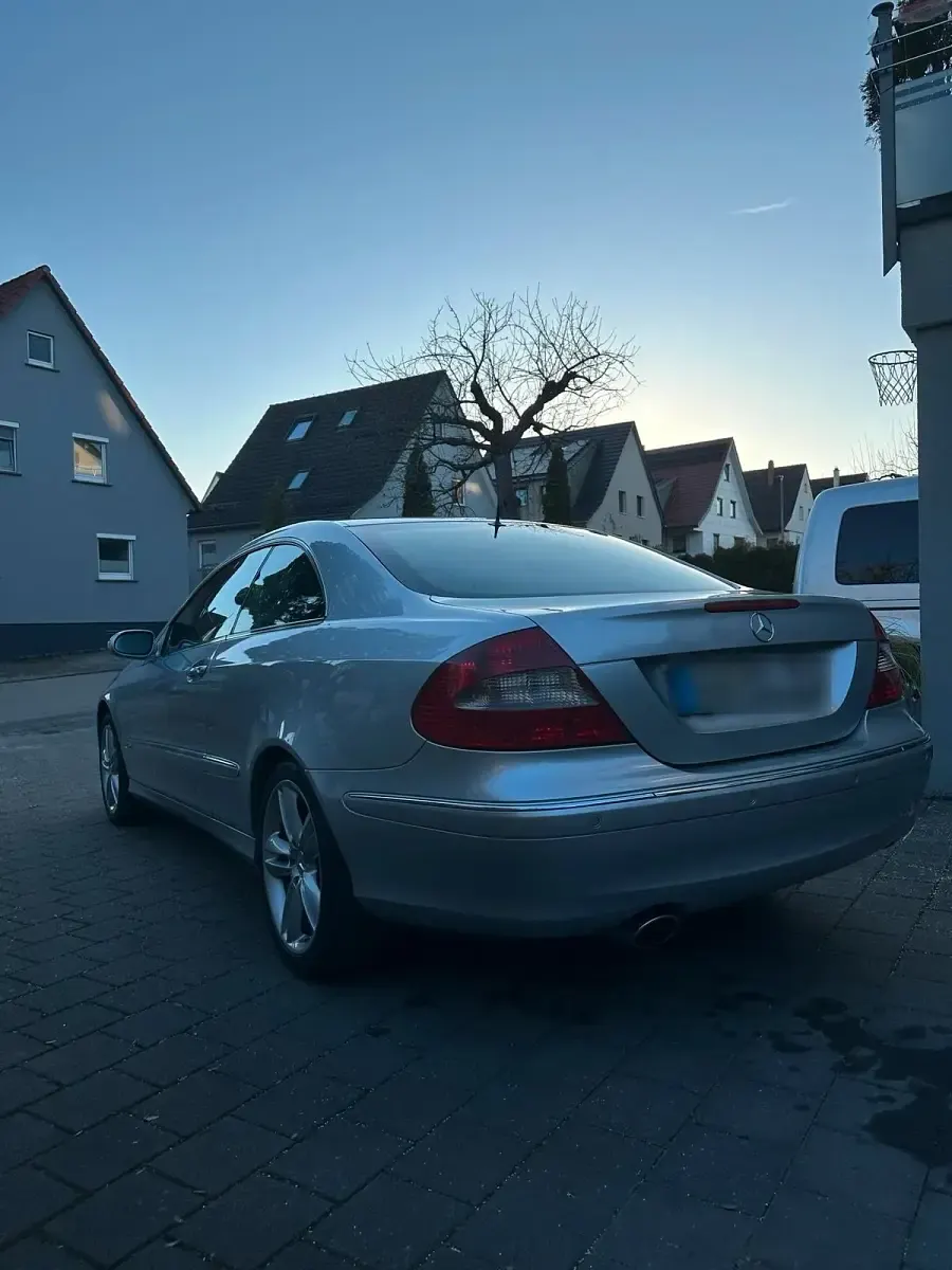 Gebraucht Mercedes CLK280 Avantgarde 231 PS (169 kW) 2006 Silber Coupé