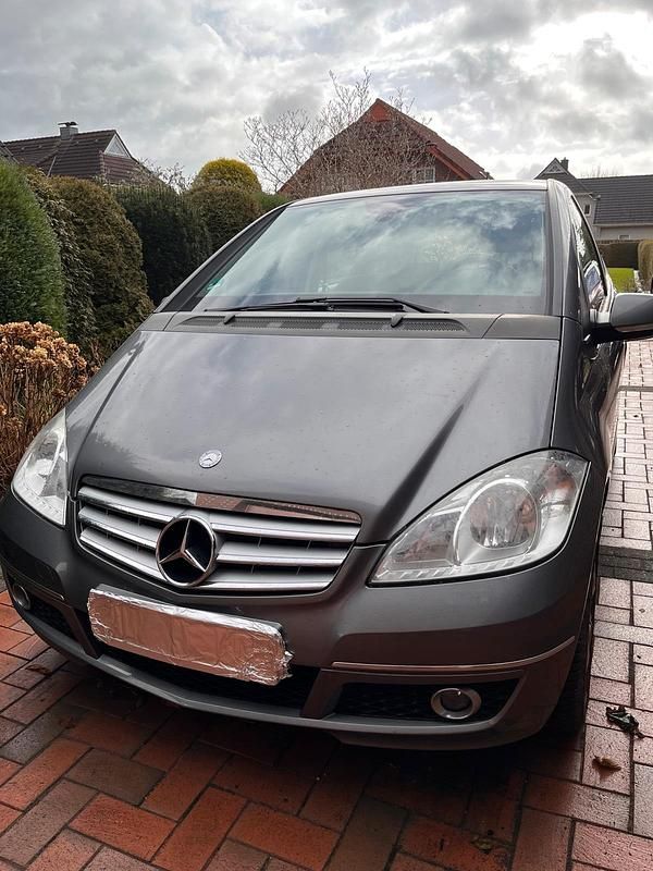 Gebraucht Mercedes A160 95 PS (69 kW) 2010 Grau Kombi