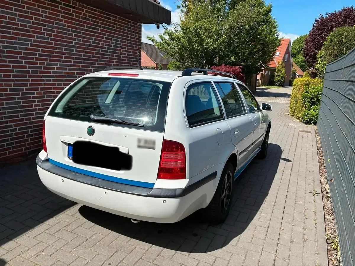 Gebraucht Skoda Octavia 101 PS (74 kW) 2007 Weiß Kombi