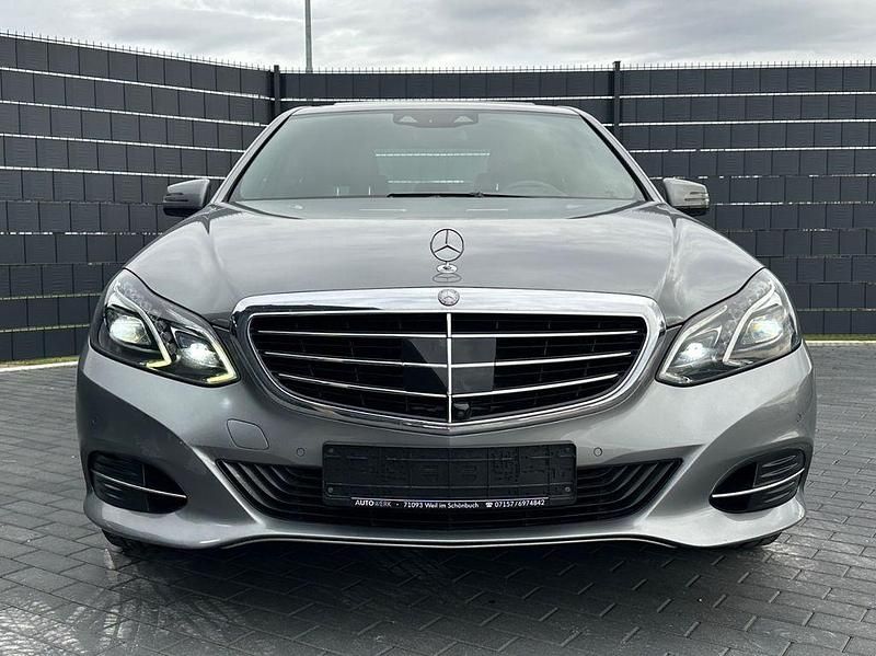 Gebraucht Mercedes E300 252 PS (185 kW) 2013 Silber Limousine