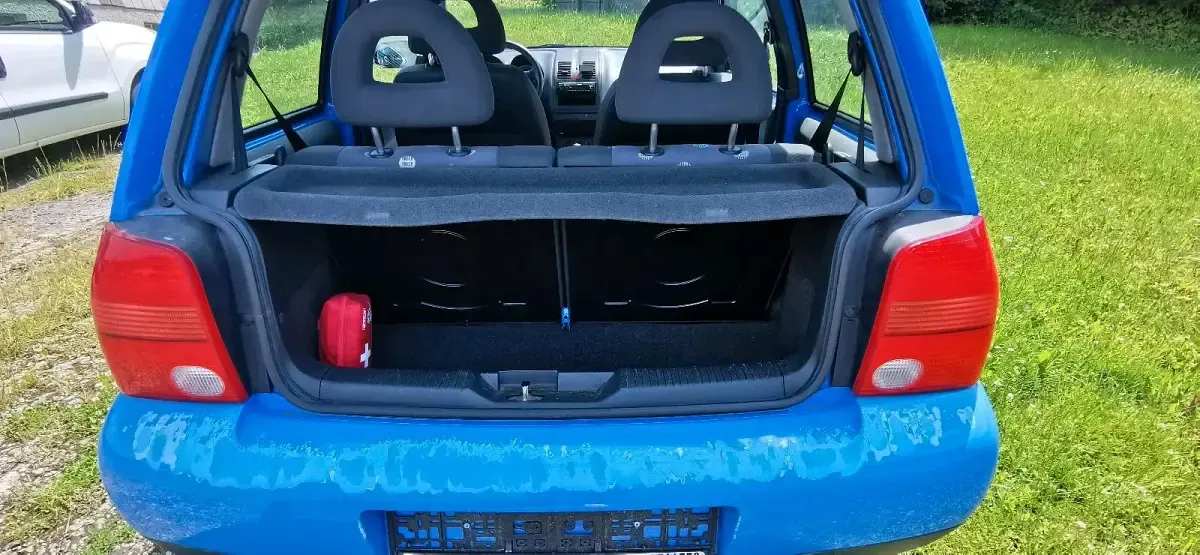 Używany VW Lupo 50 KM (36 kW) 2003 Niebieski Hatchback