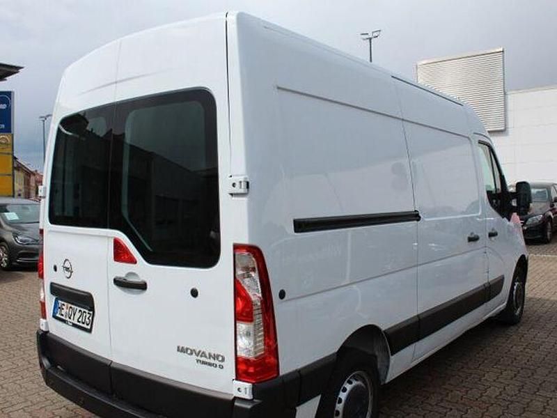 Gebraucht Opel Movano 136 PS (100 kW) 2021 Polar weiß Van