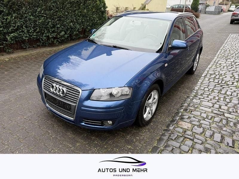 Blau Gebraucht 2006 Audi A3 Attraction Limousine | 1.999 € (Guter Preis) - Bild 1/4