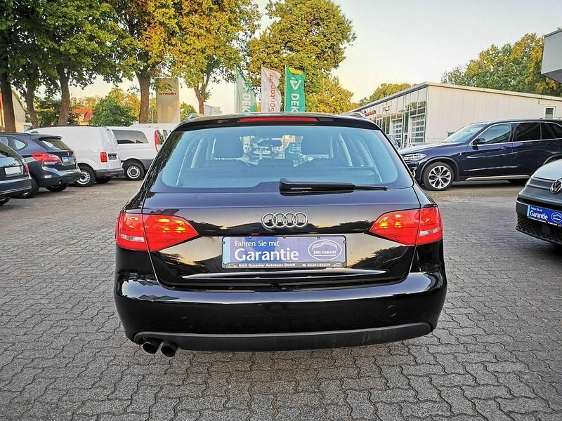 Gebraucht Audi A4 Attraction 160 PS (117 kW) 2010 Schwarz Kombi