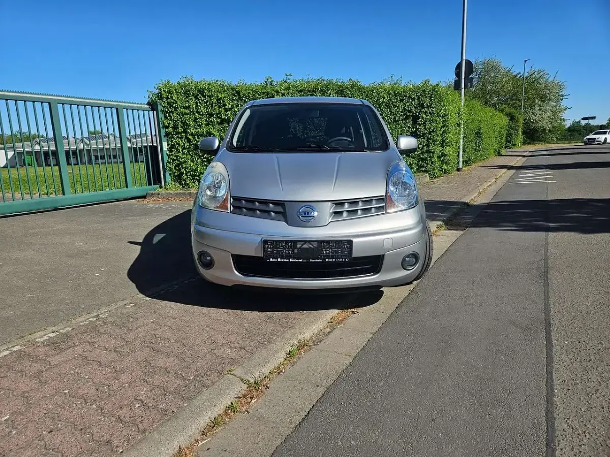Gebraucht Nissan Note Acenta 88 PS (64 kW) 2008 Silver (m) Kleinwagen