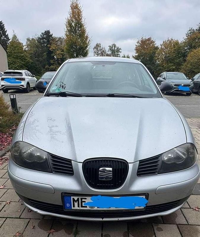 Grau Gebraucht 2003 Seat Ibiza Kleinwagen | 1.000 € (Fairer Preis) - Bild 1/4