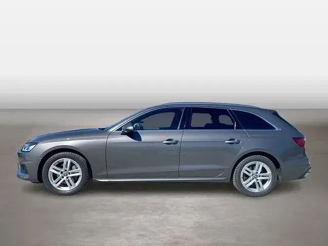 Gebraucht Audi A4 Advanced 190 PS (139 kW) 2021 Grau Kombi