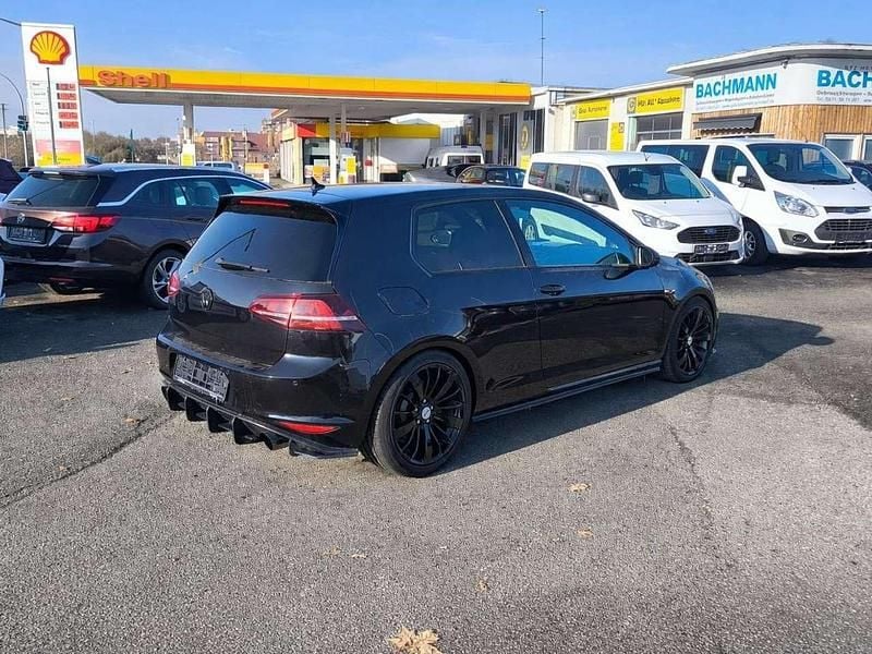 Gebraucht VW Golf VII GTI 220 PS (161 kW) 2016 Schwarz Kleinwagen