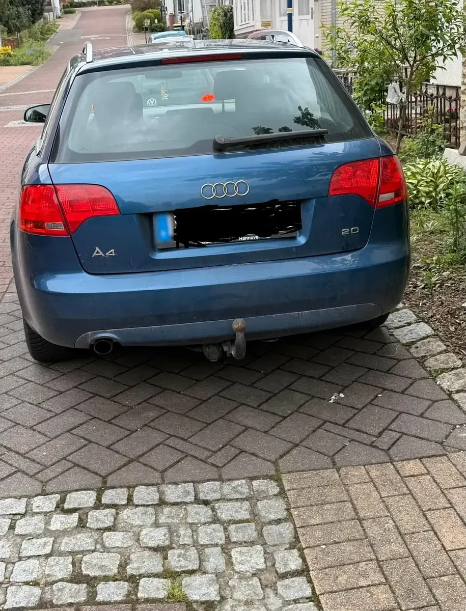 Gebraucht Audi A4 130 PS (95 kW) 2005 Blau Kombi