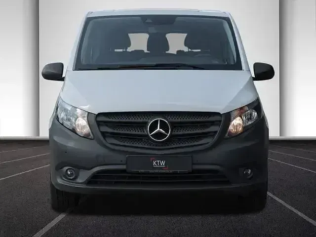 Gebraucht Mercedes Vito 136 PS (100 kW) 2021 Weiß Van