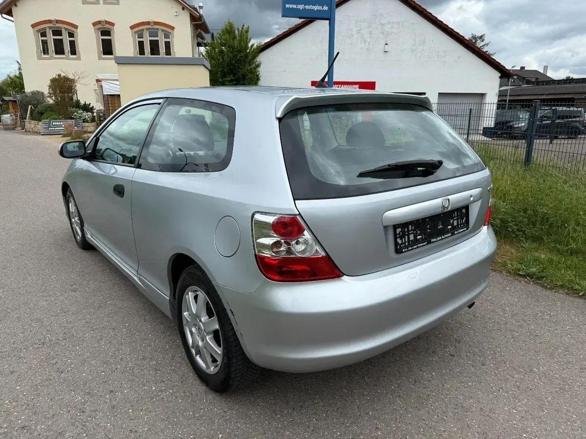 Gebraucht Honda Civic 90 PS (66 kW) 2004 Silber Coupé