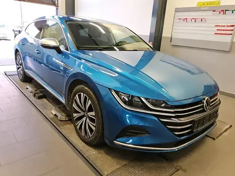 Gebraucht VW Arteon Elegance 218 PS (160 kW) 2022 Blau Kombi