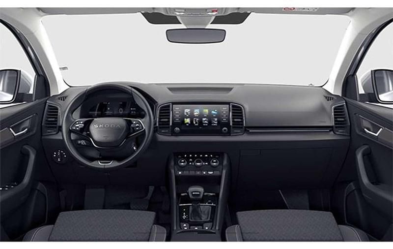 Neu Skoda Karoq Selection 150 PS (110 kW) 2025 Silber brillant metallic SUV