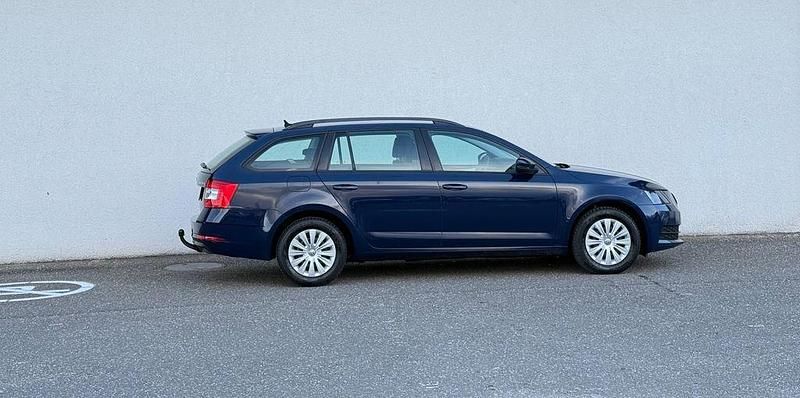 Gebraucht Skoda Octavia Active 116 PS (85 kW) 2018 Blau Kombi