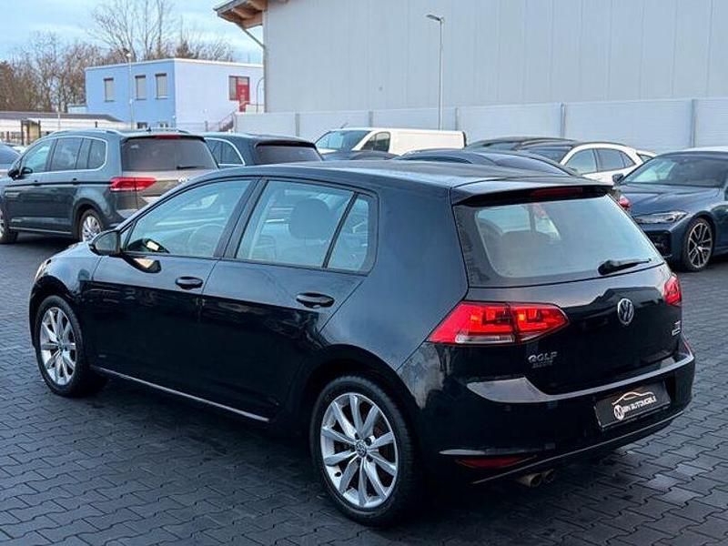 Gebraucht VW Golf VII Highline 150 PS (110 kW) 2015 Schwarz Limousine