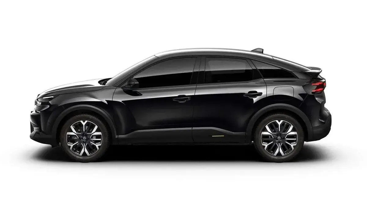 Neu Citroën C4 PureTech 131 PS (96 kW) 2026 Schwarz SUV