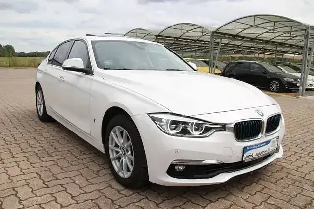 Gebraucht BMW 330e iPerformance 252 PS (185 kW) 2017 Andere Limousine