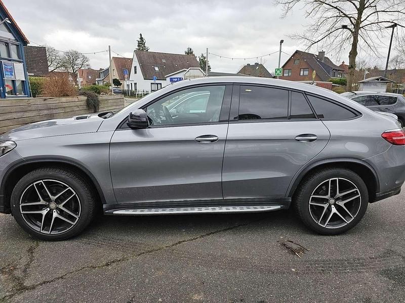 Grau Gebraucht 2016 Mercedes GLE350 AMG line Coupé | 36.000 € (Guter Preis) - Bild 1/4
