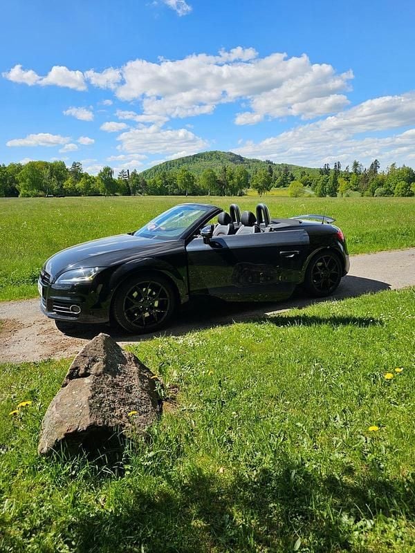 Gebraucht Audi TT Roadster 160 PS (117 kW) 2012 Schwarz Cabrio