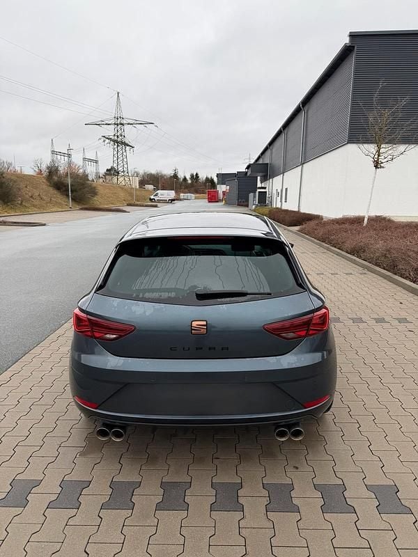 Gebraucht Cupra Leon 300 PS (220 kW) 2019 Grau Coupé