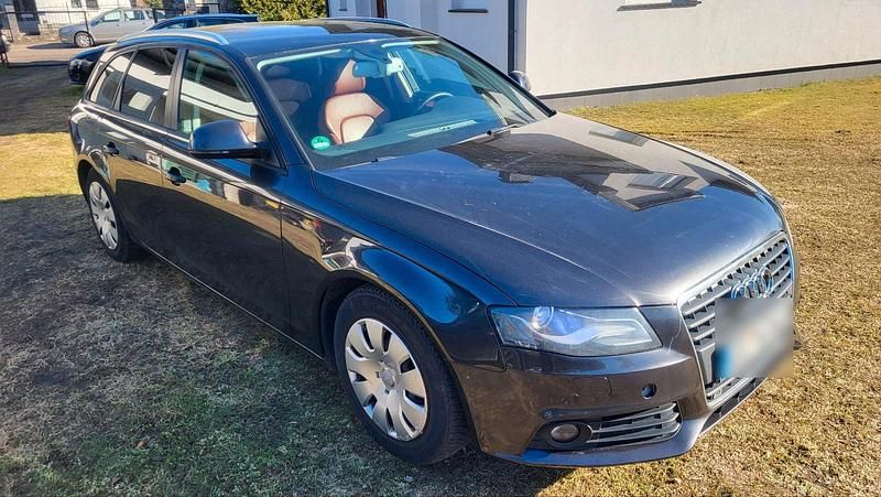 Gebraucht Audi A4 143 PS (105 kW) 2009 Violet Kombi