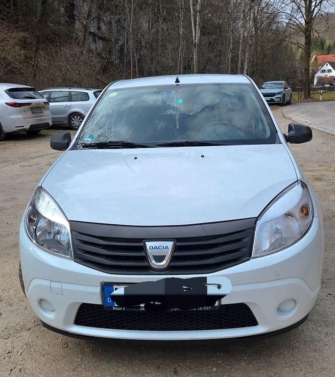 Gebraucht Dacia Sandero Ambiance 75 PS (55 kW) 2009 Weiß Limousine