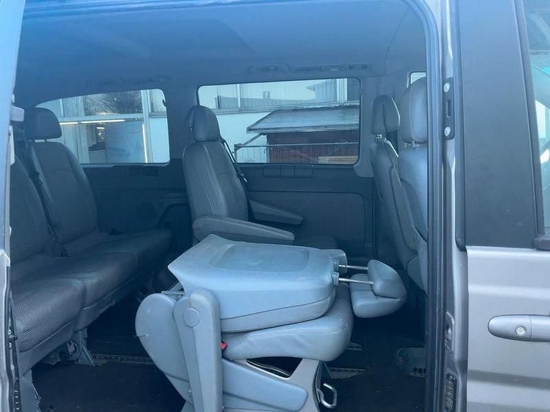 Gebraucht Mercedes Viano 150 PS (110 kW) 2008 Silber Van / Kleinbus