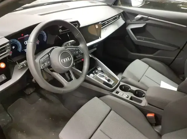 Gebraucht Audi A3 Ambiente 150 PS (110 kW) 2026 Mythosschwarz metallic