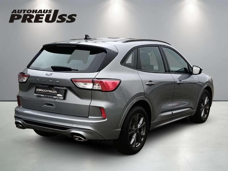 Gebraucht Ford Kuga ST-Line 120 PS (88 kW) 2023 Solarsilber (silber) SUV