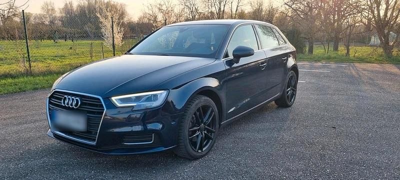 Gebraucht Audi A3 150 PS (110 kW) 2016 Blau Kleinwagen