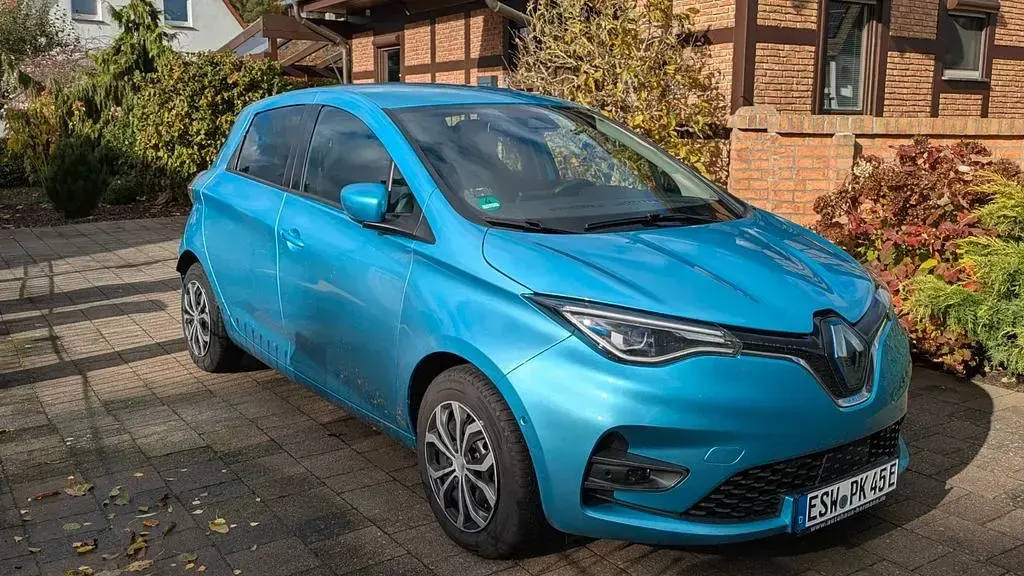 Second-hand Renault Zoe Intens 50 kW (69 CP) 2020 Albastru Hatchback