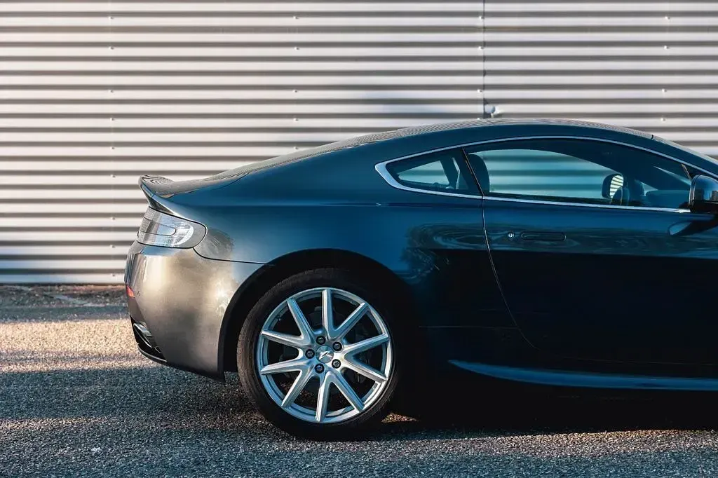 Gebraucht Aston Martin V8 Vantage 426 PS (313 kW) 2013 Grau