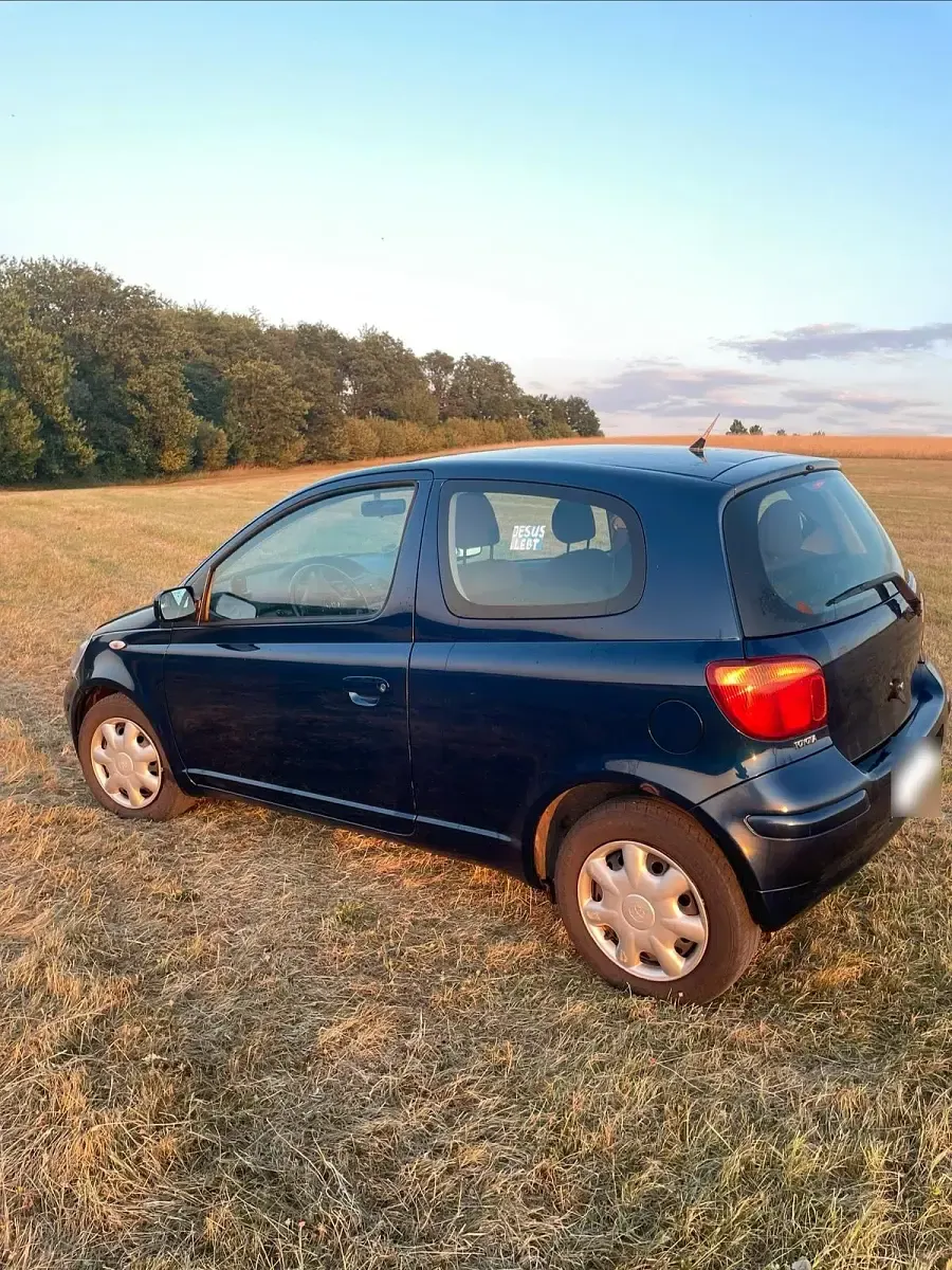 Gebraucht Toyota Yaris 87 PS (63 kW) 2005 Blau Kleinwagen