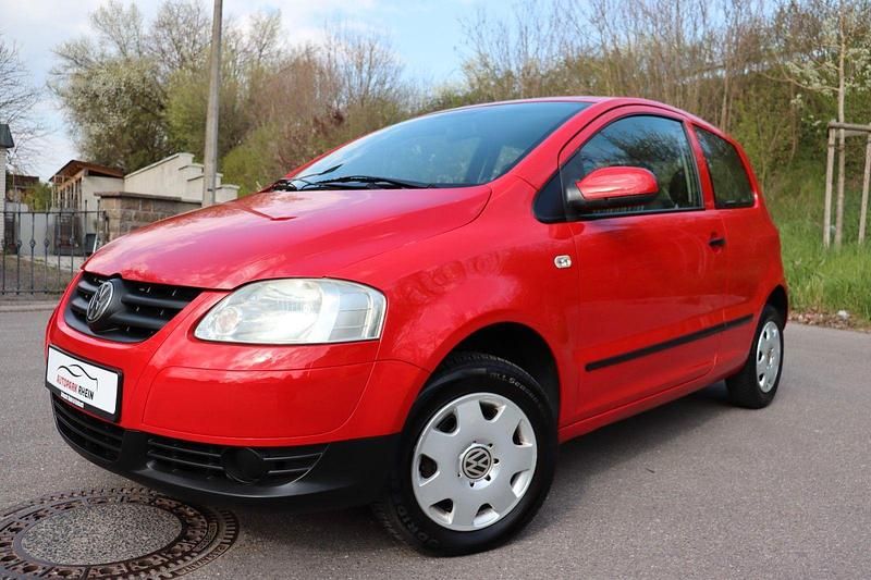 Gebraucht VW Fox Basis 54 PS (39 kW) 2006 Rot Kleinwagen