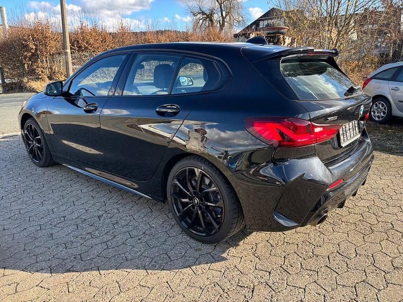 Gebraucht BMW M135 Performance 306 PS (225 kW) 2023 Schwarz Kleinwagen