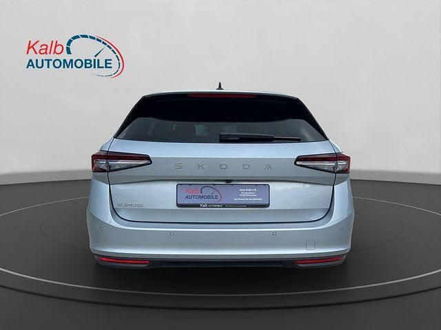 Gebraucht Skoda Superb Selection 150 PS (110 kW) 2024 Aluminiumsilber metallic Kombi