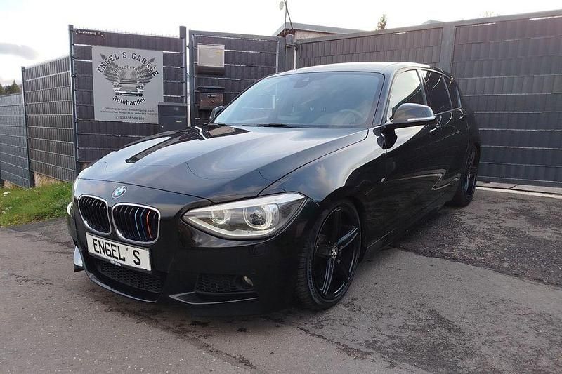 Schwarz Gebraucht 2014 BMW 120 M Sport Kleinwagen | 11.990 € (Fairer Preis) - Bild 1/4