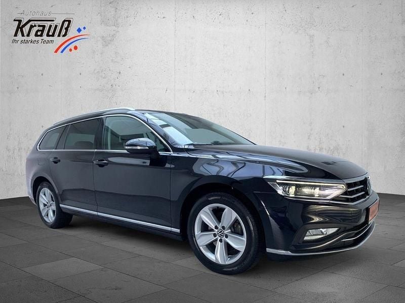 Second-hand VW Passat Elegance 200 CP (147 kW) 2022 Negru Break