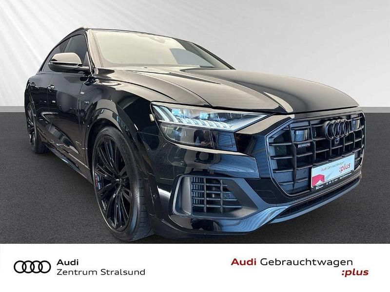 Mythosschwarz metallic Gebraucht 2023 Audi Q8 Sport SUV | 78.960 € (Fairer Preis) - Bild 1/4