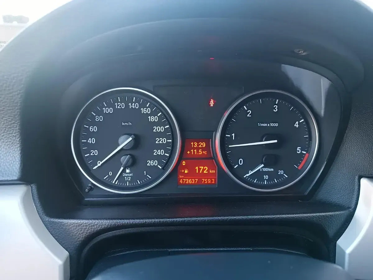 Second-hand BMW 330 245 CP (180 kW) 2011 Negru Break