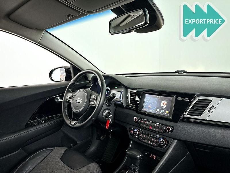 Gebraucht Kia Niro First Edition 141 PS (103 kW) 2017 Schwarz SUV