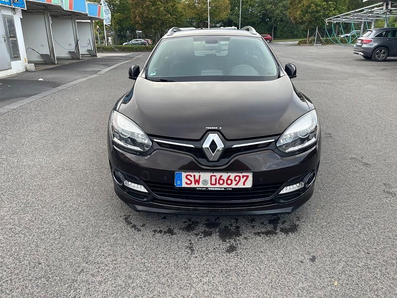Braun Gebraucht 2014 Renault Mégane GrandTour Initiale Paris Kombi | 4.400 € (Guter Preis) - Bild 1/4
