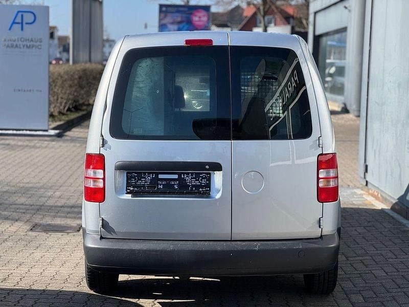 Gebraucht VW Caddy Maxi 102 PS (75 kW) 2015 Silber Van / Kleinbus