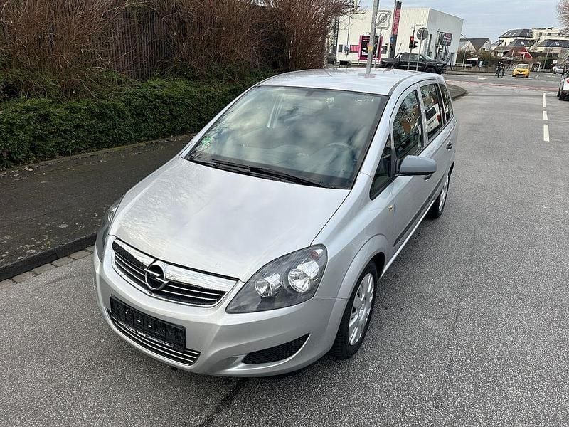 Gebraucht Opel Zafira Selection 116 PS (85 kW) 2009 Silber Van / Kleinbus