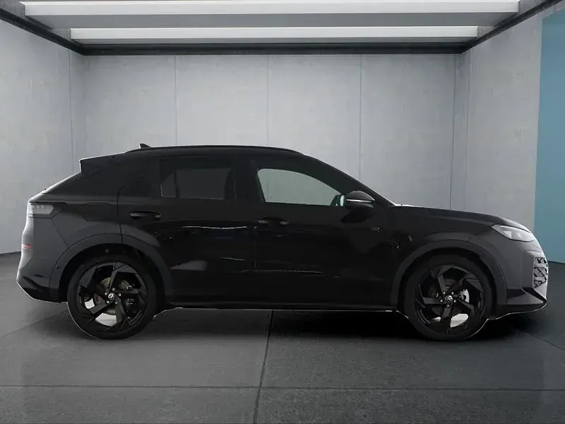 Neu VW T-Roc 150 PS (110 kW) 2026 Schwarz SUV