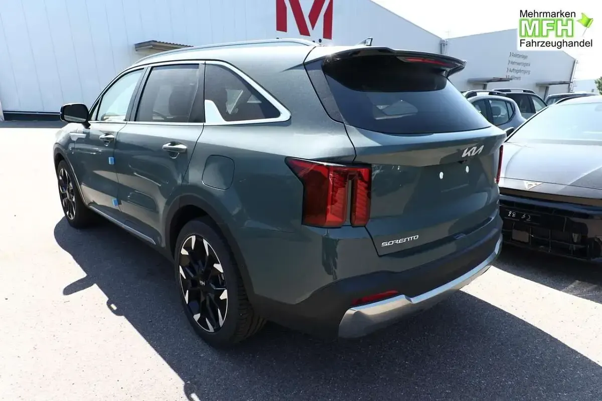 Neu Kia Sorento 193 PS (141 kW) 2026 Cityscape green metallic SUV