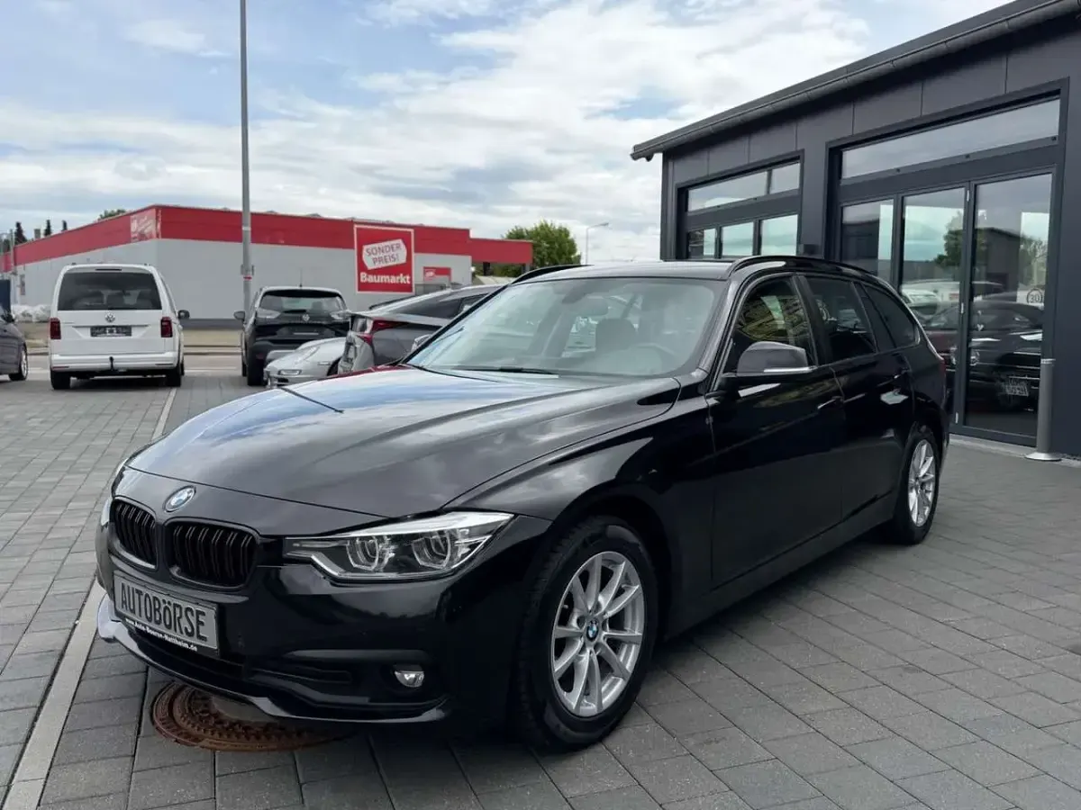 Occasion BMW 318 Advantage 150 ch (110 kW) 2017 Noir Berline
