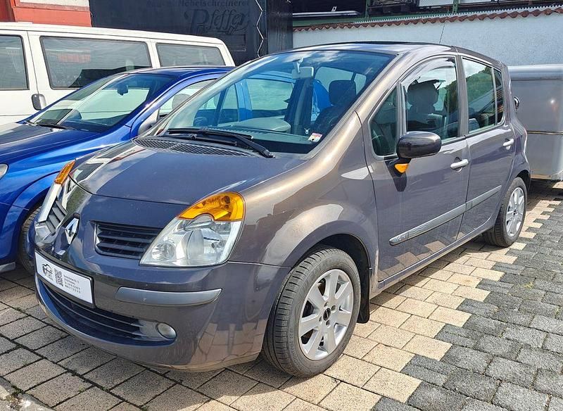 Braun Gebraucht 2005 Renault Modus Dynamique Van / Kleinbus | 2.500 € (Fairer Preis) - Bild 1/4