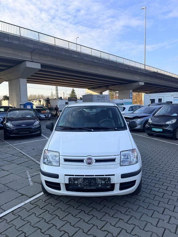 Gebraucht Fiat Panda 69 PS (50 kW) 2010 Weiß Kleinwagen