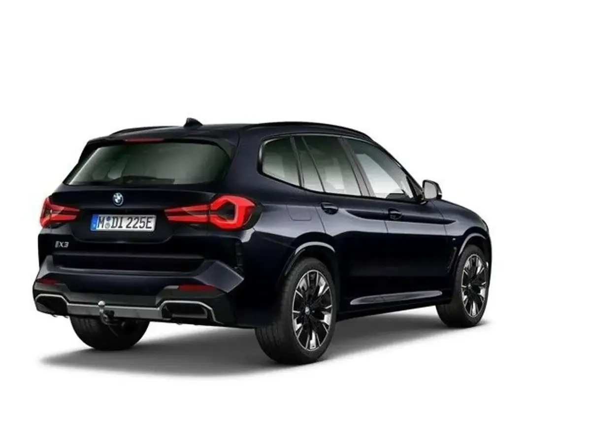 Gebraucht BMW iX3 Impressive 210 kW (286 PS) 2024 Schwarz SUV